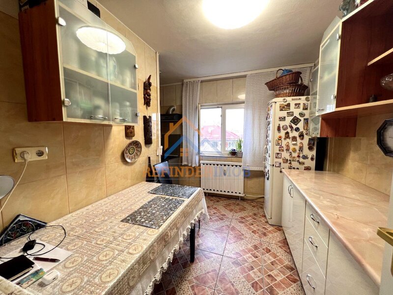 Rahova, vanzare apartament cu 2 camere.